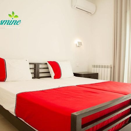 Hotel Diar Yasmine Tazarka Exteriér fotografie